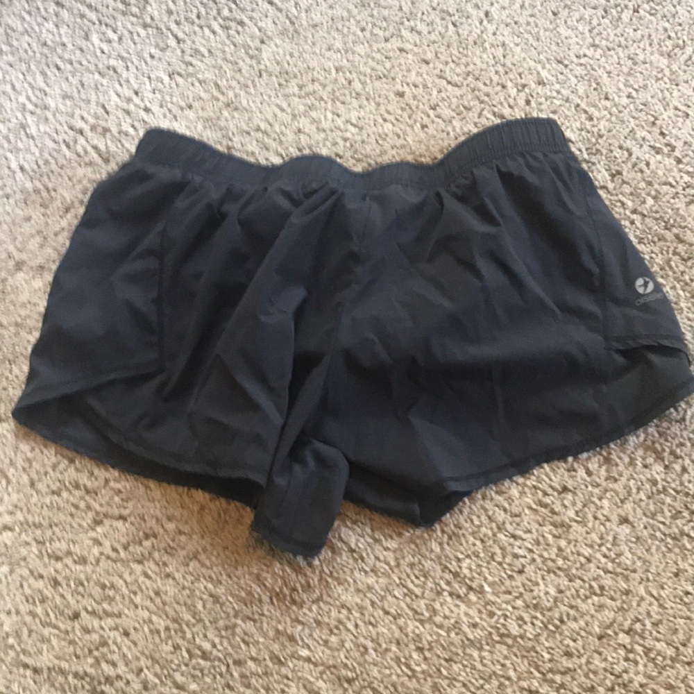 EUC oiselle Flyout Black shorts